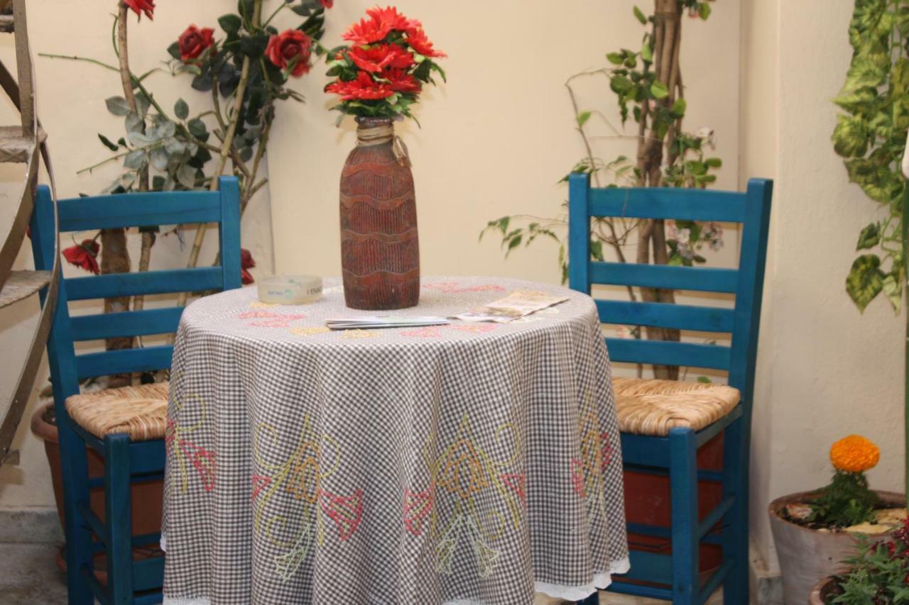 Mmebassia Bed & Breakfast Chania  Exterior foto
